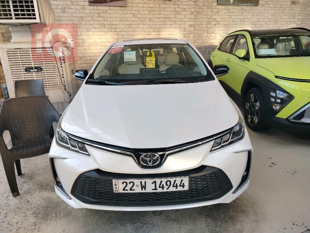 تۆیۆتا کۆرۆلا